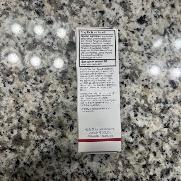 EltaMD UV Daily Deep Tinted SPF40 - Picture 3 of 5
